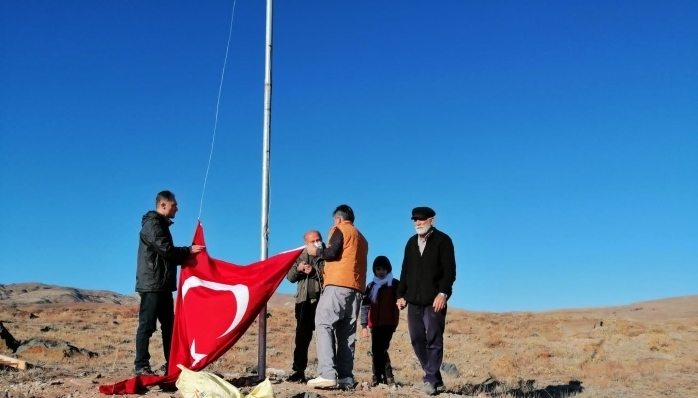 Bayraklı Tepe’de Yeşeren Vatan Sevdası