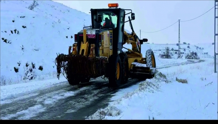 Sivas’ta 432 Yerleşim Yerinin Yolu Kapandı