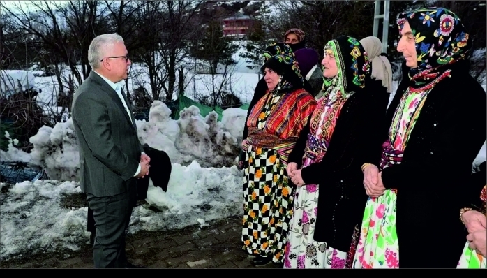Sivas’ta Köy Yaşamına Destek:  111 Tapu Hak Sahiplerine Verildi