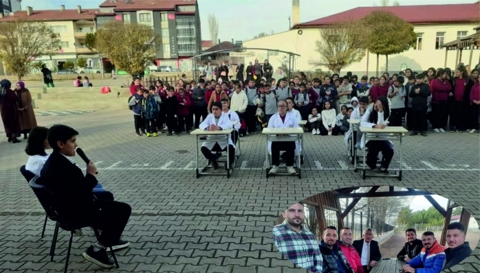 Başkan Çelik'ten Dr. İsmail Hakkı Oran İlköğretim Okulu  Öğretmenler Günü Programına Katıldı