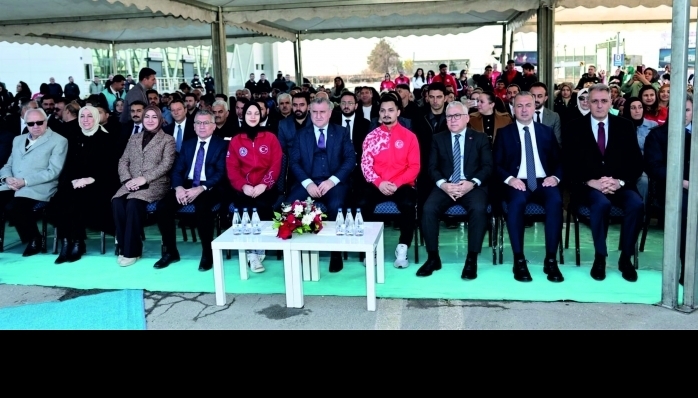 Gençlik ve Spor Bakanı Osman Aşkın Bak  Sivas'ta Bir Dizi Ziyaretlerde Bulundu