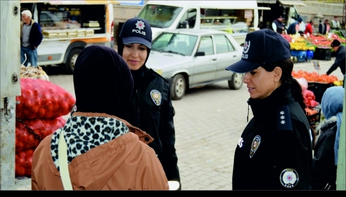 Kadına Şiddete Karşı Bilgilendirme  Broşürleri Dağıtıldı